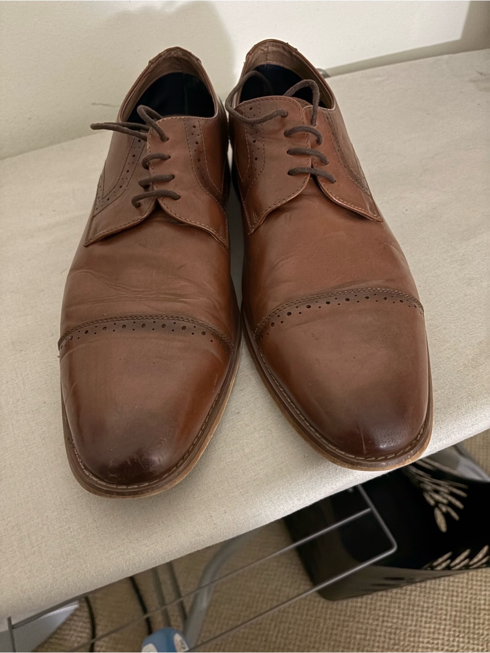 Classic Men’s Brown Leather Cap-Toe Dress Shoes